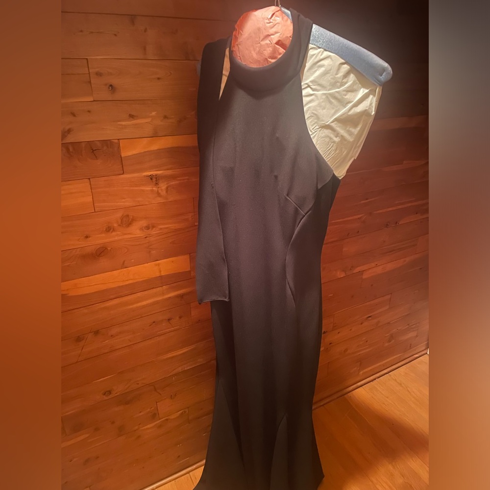 Long elegant dress, Calvin Klein size 6 worn once in perfect condition